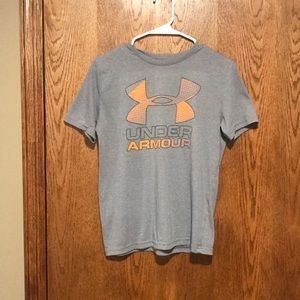 Boy’s Under Armour tee shirt